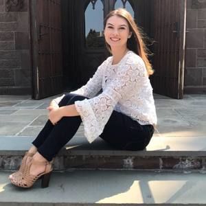 Meet your Posher, Christine